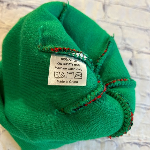 BOCO GEAR RED/GREEN PLAYMAKERS HOLIDAY CLASSIC RUN-WALK BEANIE ONE SIZE - Picture 5 of 6